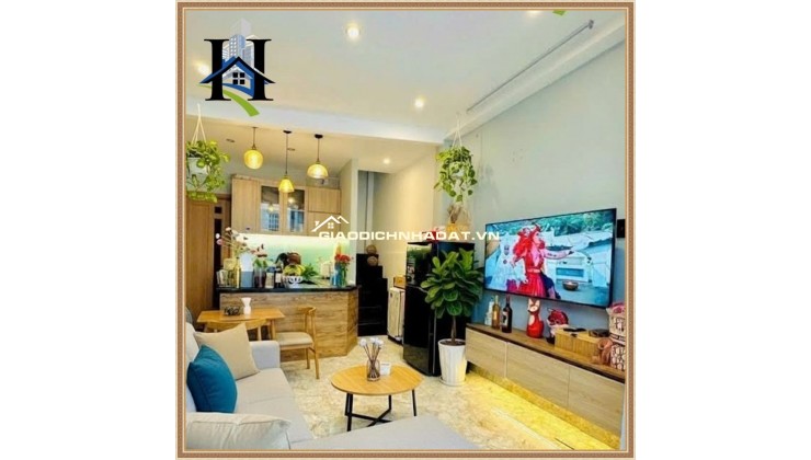 Q.8 / 32m² x 2 TẦNG / 4.x TỶ /  BÔNG SAO / vào ở ngay